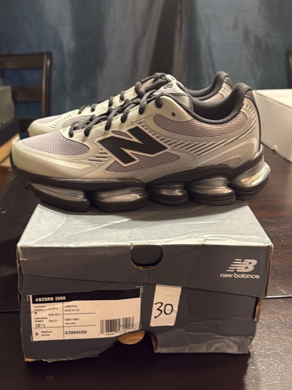 Brand new ABZORB 2000 New Balance Grey size 8 men/9.5 women, 9 men/10.5 women